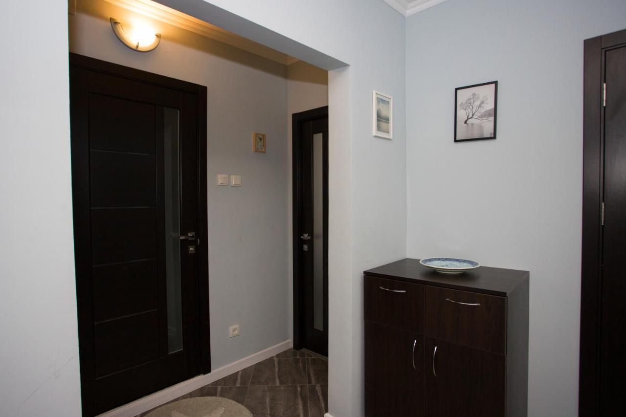 Ferienwohnung Apartament Curat Si Confortabil Str. Ismail 86 In Centrul Chisinaului Exterior foto